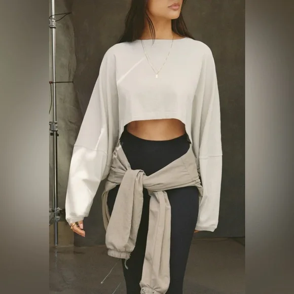 Joah Brown Slouchy Long Sleeve Crop Top - Picture 4 of 10